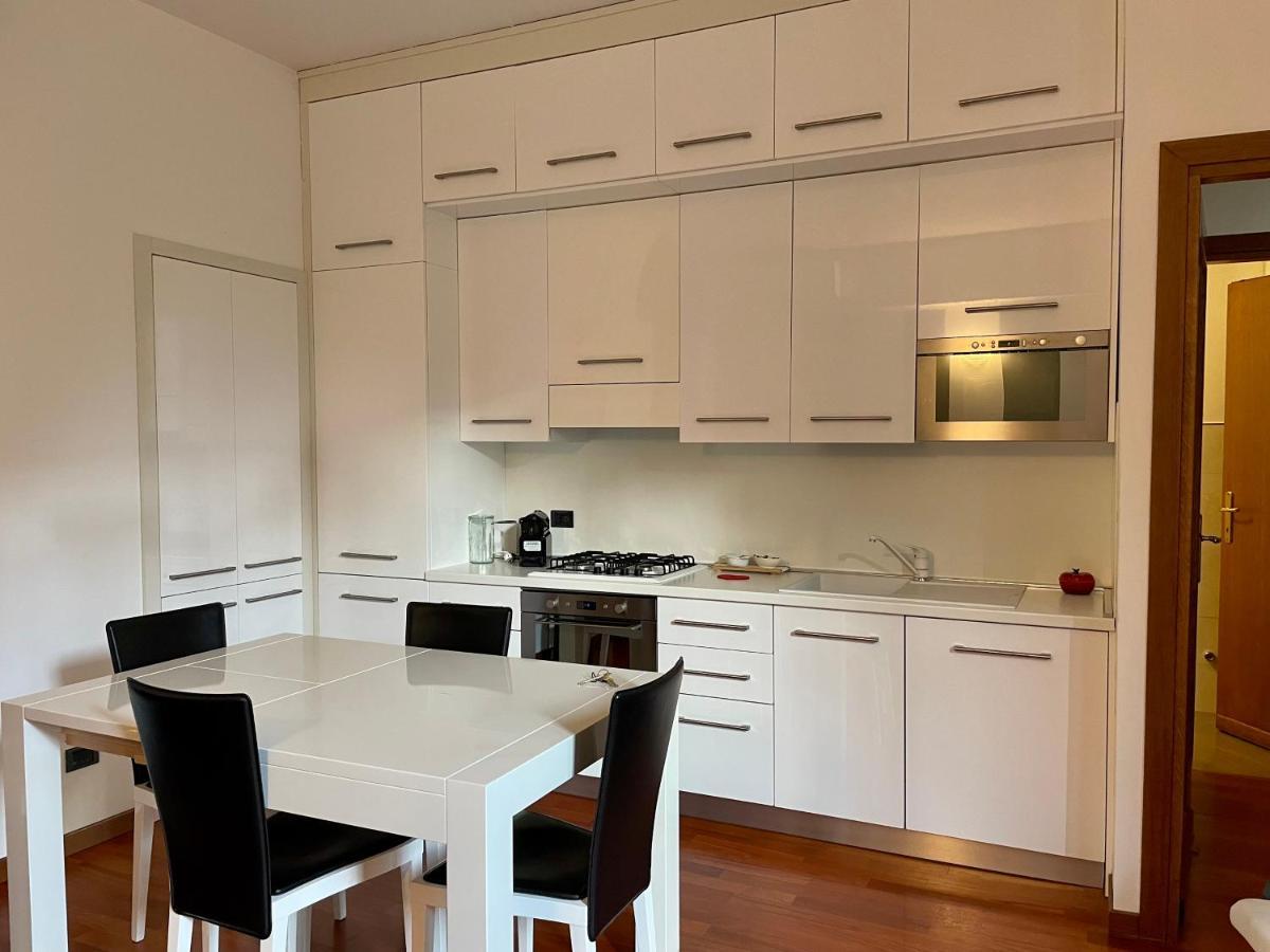 La Casa Di Ringhiera In Sarpi-Sempione-Moscova Apartment Milano Exterior foto